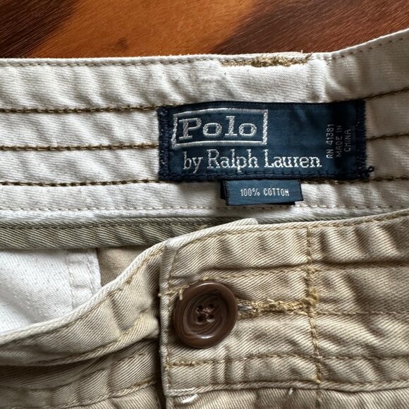 Polo Ralph Lauren - Khaki Cargo Shorts - Size 40 - Picture 3 of 4